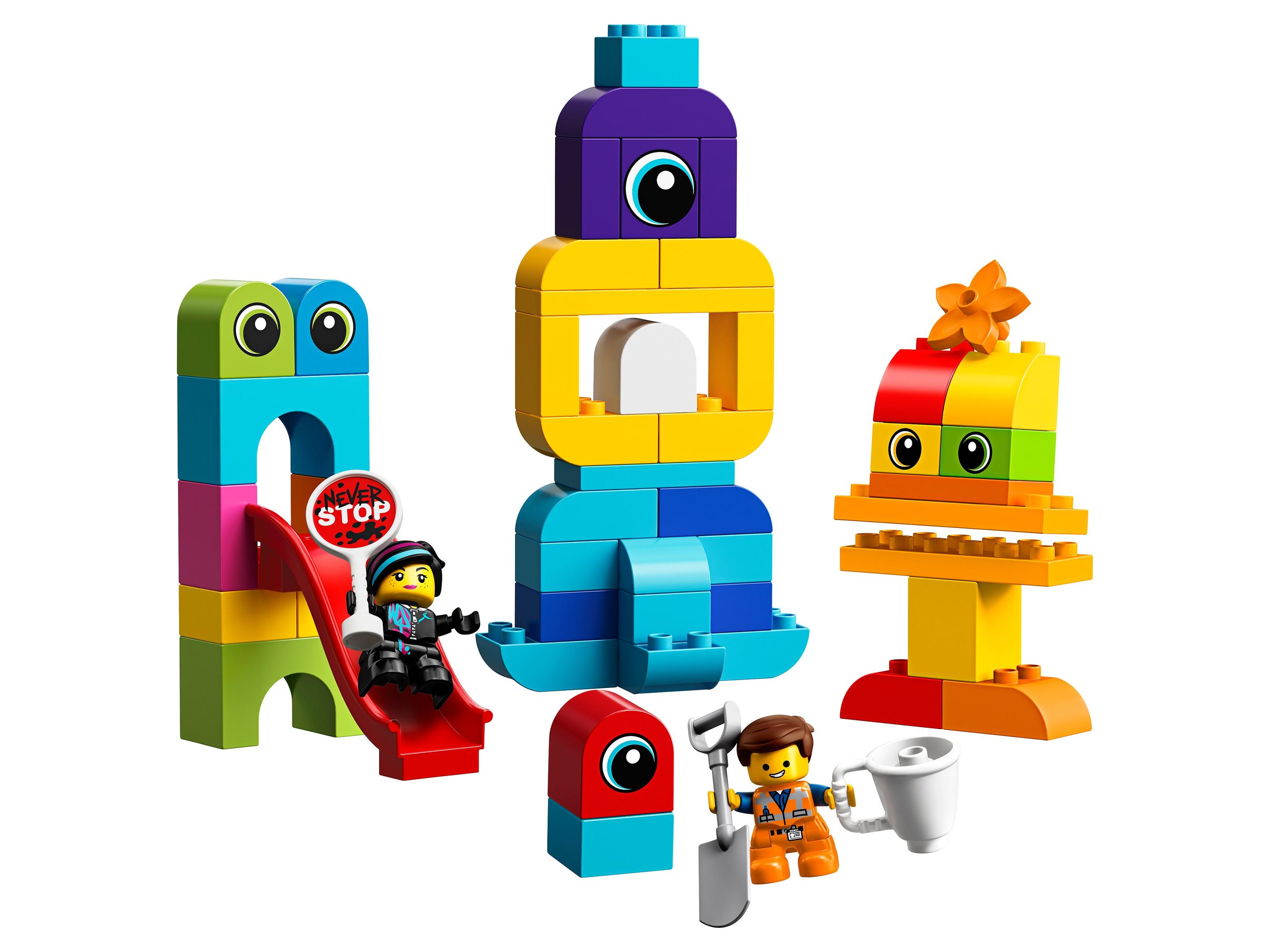 LEGO Emmet and Lucy's Visitors from the DUPLO Planet (10895)