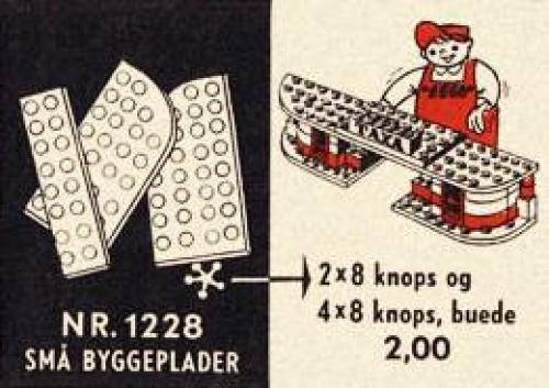 LEGO 4 x 8 Curved & 2 x 8 Plates (1228-2)