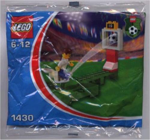 LEGO Small Soccer Set 3 (Kabaya Box) (1430)