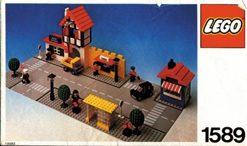 LEGO Town Square (1589)