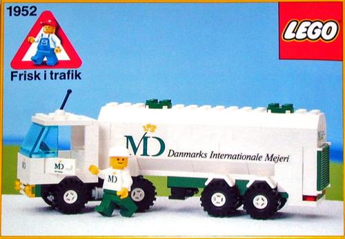LEGO Dairy Tanker (1952)