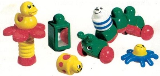 LEGO Clarence Caterpillar and Friends Gift Set (2021)