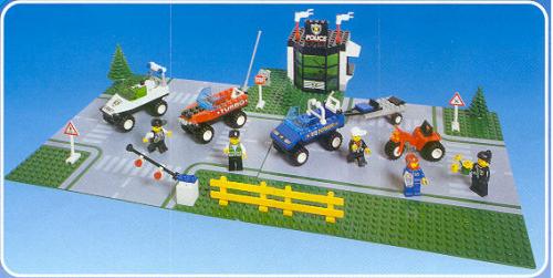 LEGO Police Chase (2234)