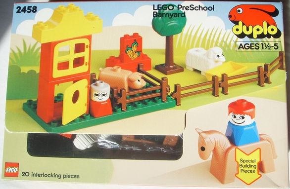 LEGO Barnyard (2458)