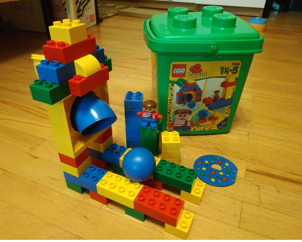 LEGO Medium Idea Bucket (3048)