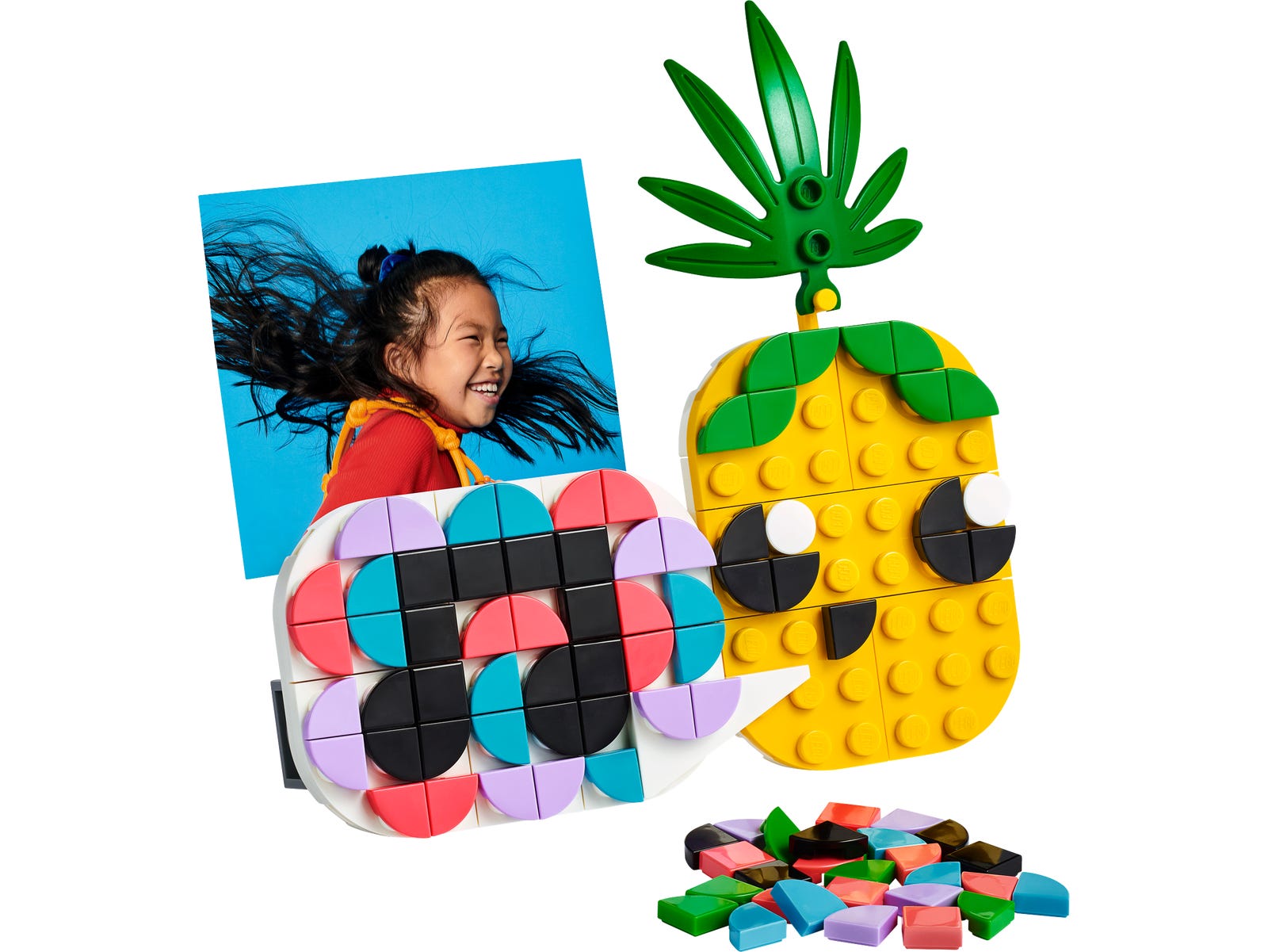LEGO Pineapple Photo Holder and Mini Board (30560)