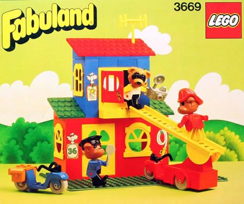 LEGO Fire & Police Station (3669)