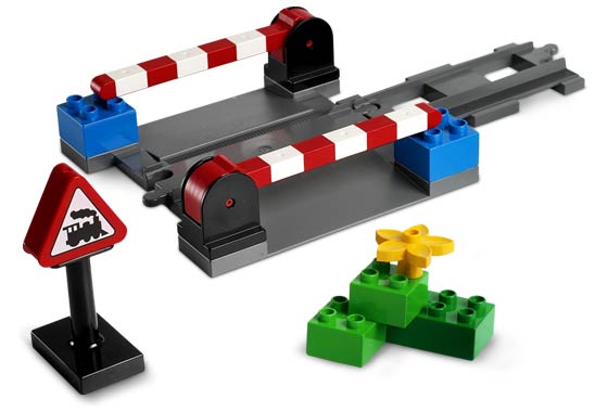 LEGO Level Crossing (3773)