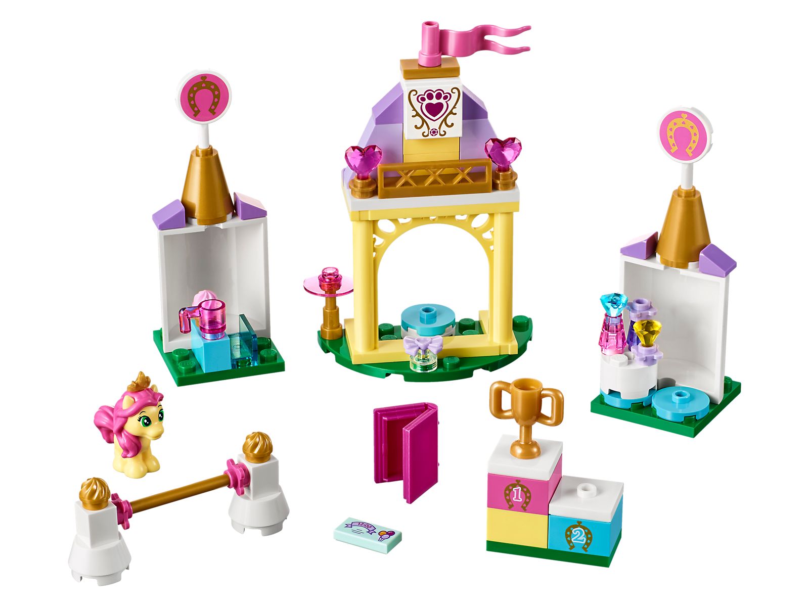 LEGO Establo real de Petit (41144)