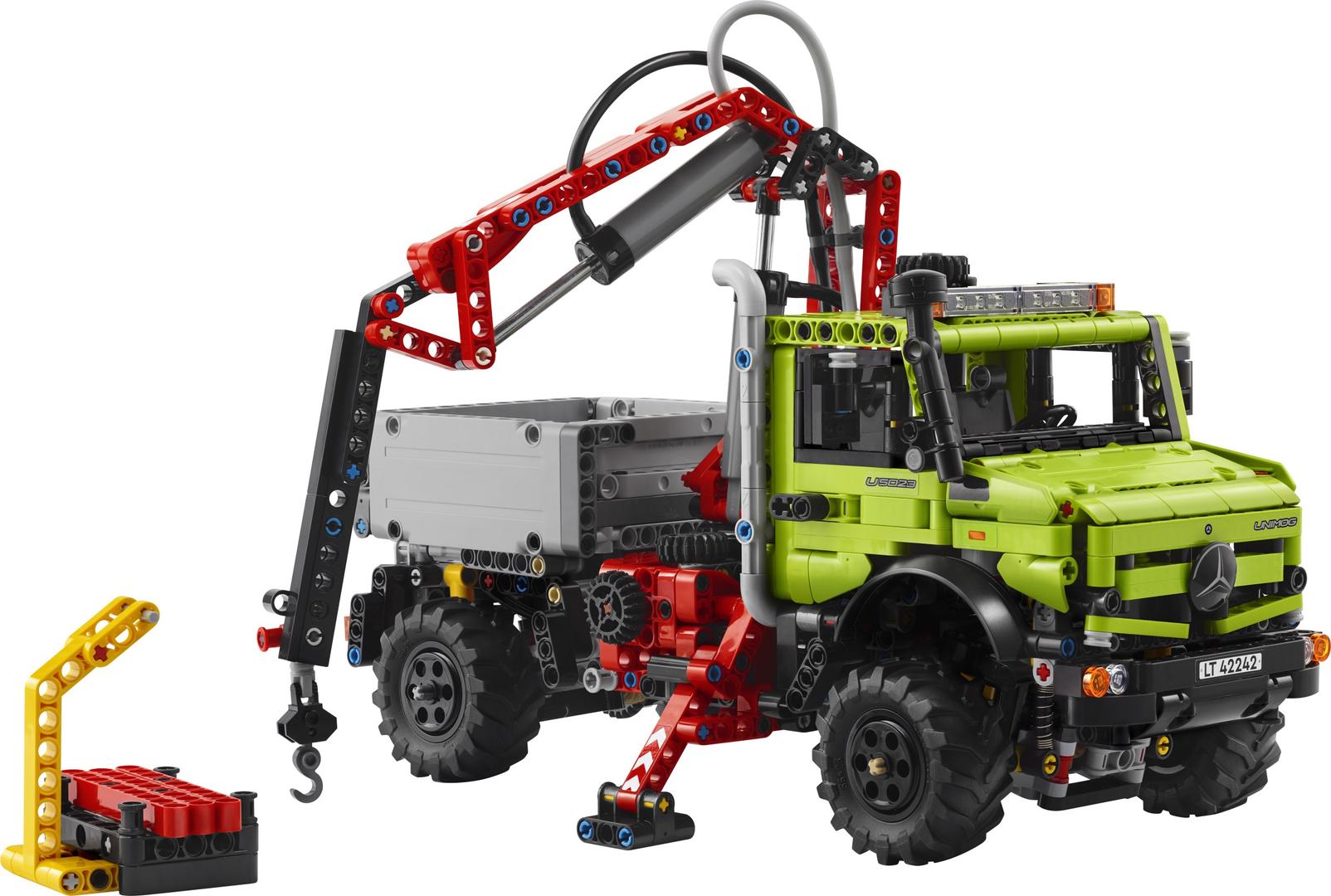 LEGO Mercedes-Benz Unimog U 5023 con Grúa (42242)