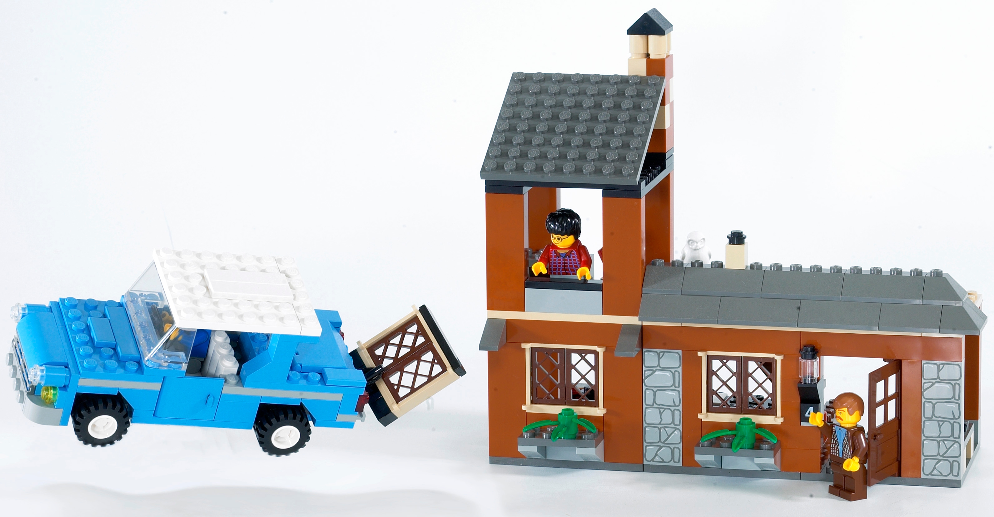 LEGO Escape from Privet Drive (4728)