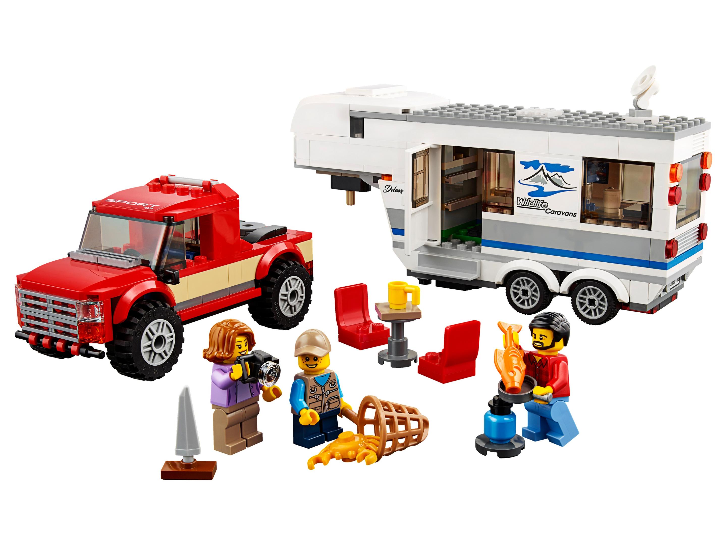 LEGO Camioneta y caravana (60182)