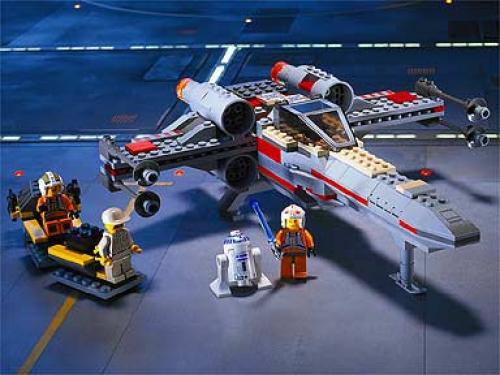 LEGO X-wing Fighter (7142)