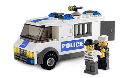 LEGO Prisoner Transport - Blue Sticker Version (7245-2)