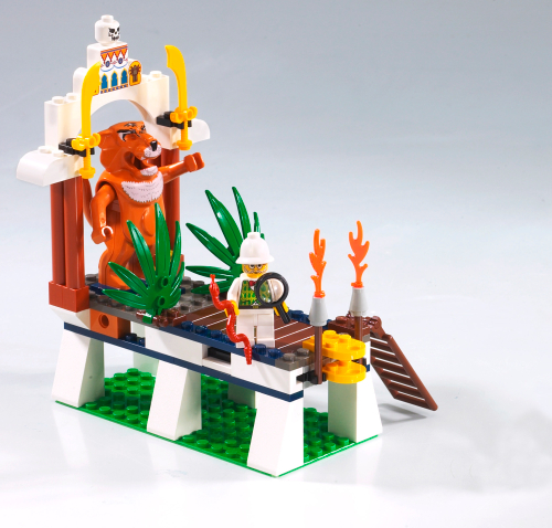 LEGO Tygurah's Roar (7411)