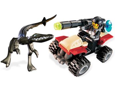 LEGO Street Sprinter vs. Mutant Lizard (7473)