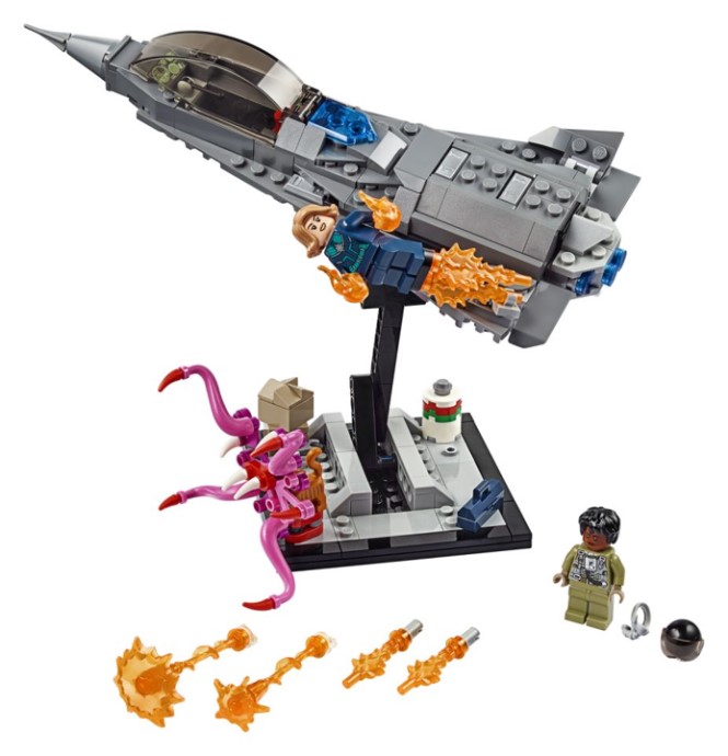 LEGO Captain Marvel and the Asis (77902)