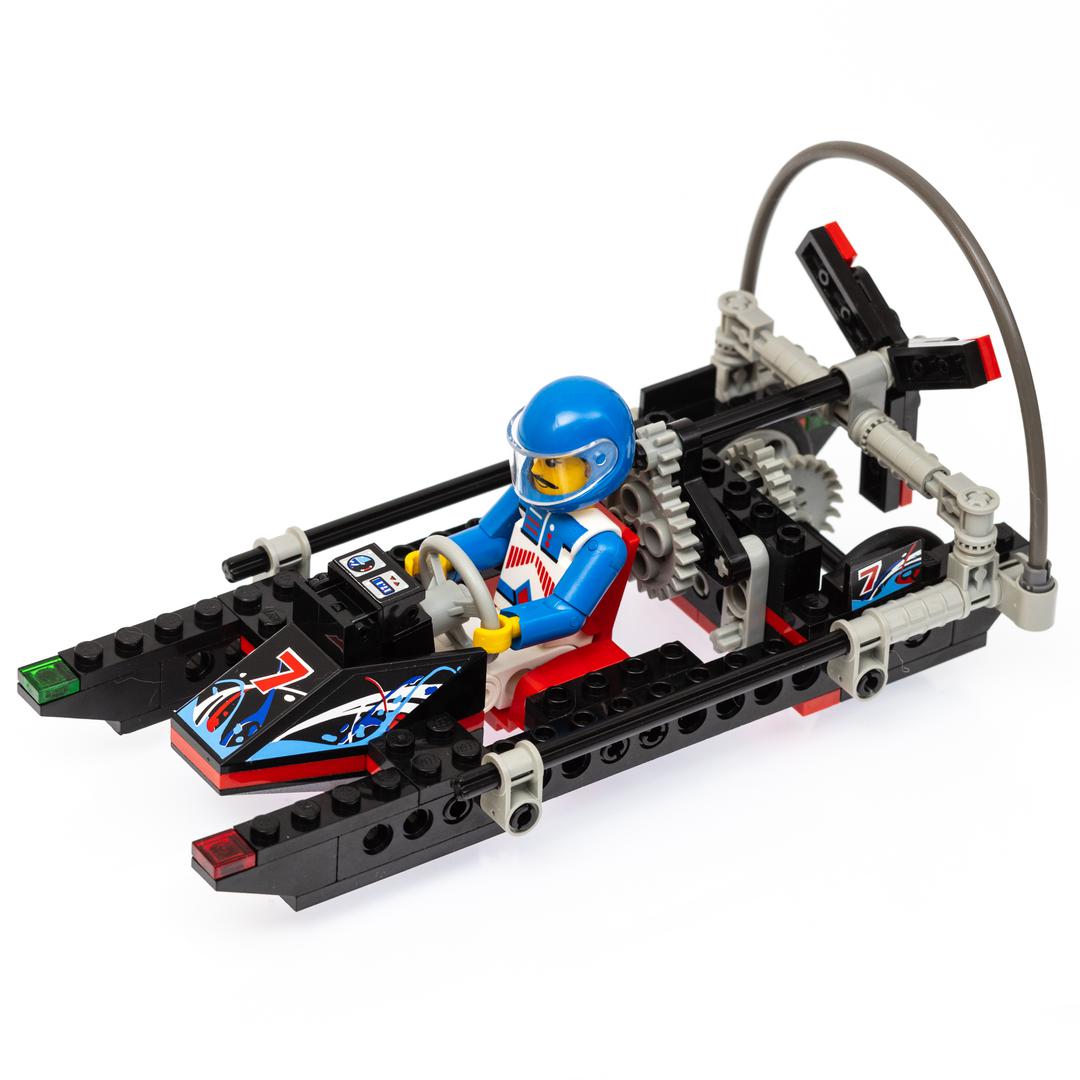 LEGO Hydrofoil 7 / Powerboat Columbia (8223)
