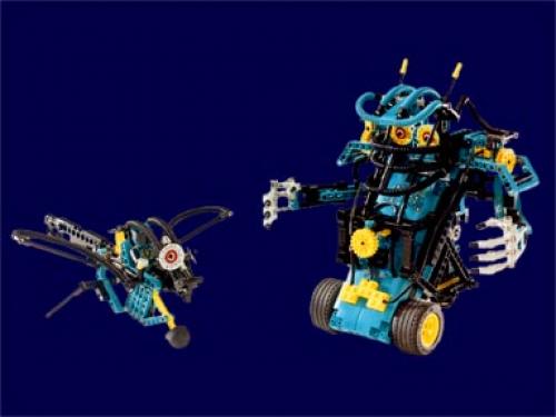 LEGO CyberMaster (8483)