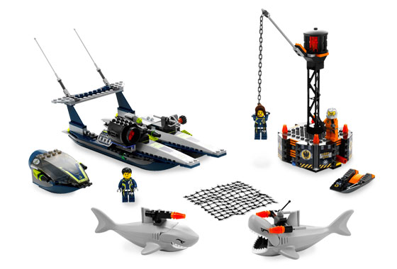 LEGO Mission 4: Speedboat Rescue (8633)