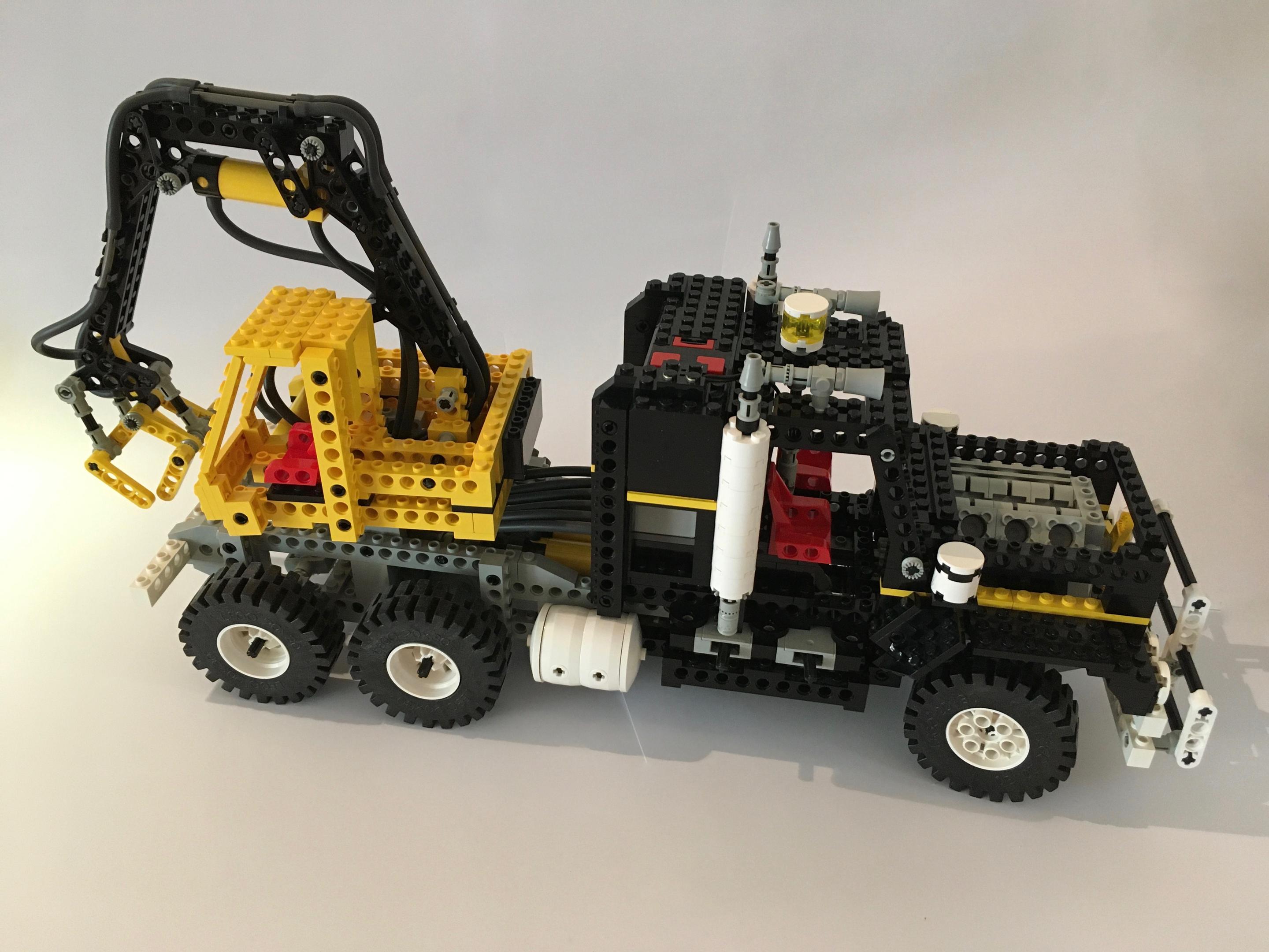 LEGO Airtech Claw Rig (8868)