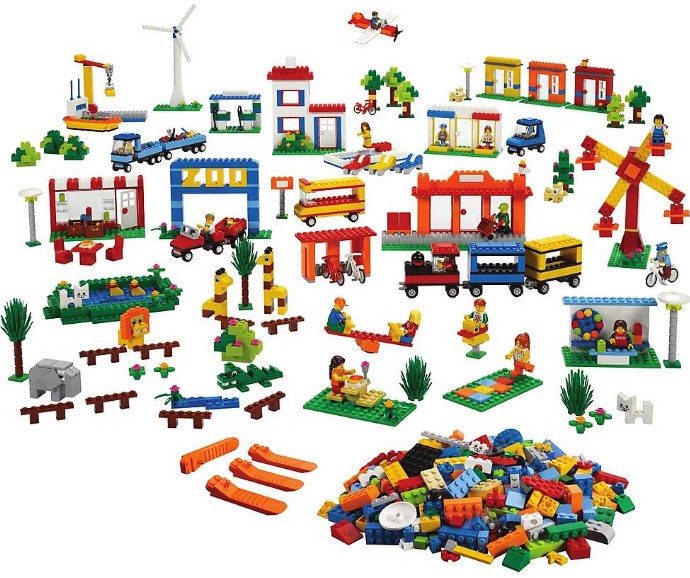 LEGO Community Starter Set (9389)