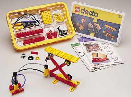 LEGO Pneumatics I: Introduction to Air Power Set (9617)