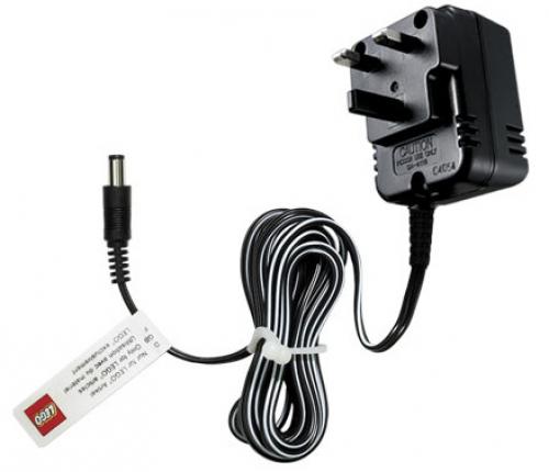 LEGO AC Adapter 230V - 10V Transformer Type G Plug (British) (9833-3)