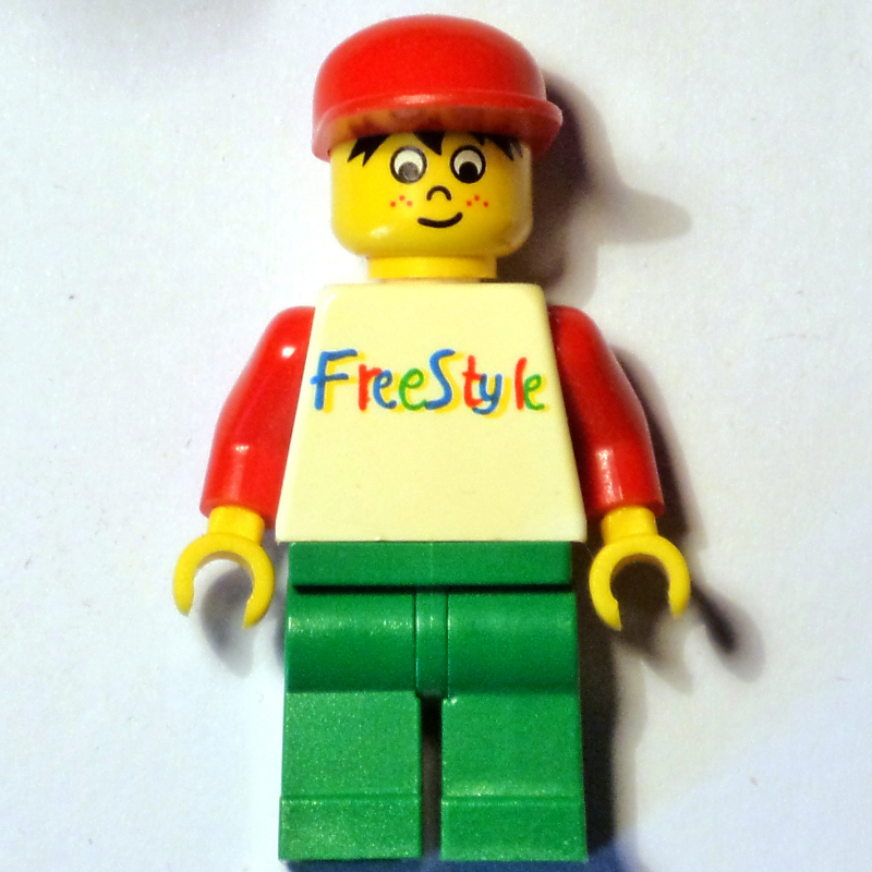 LEGO White Torso, Freestyle, Green Legs, Red Cap (fig-000424)