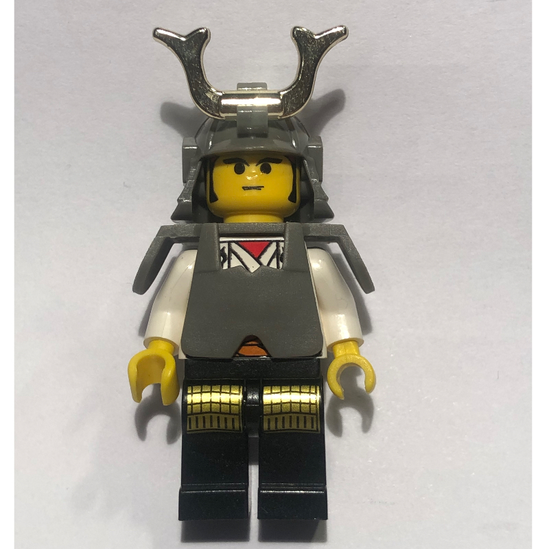 LEGO Shogun, Armor and Helmet with Horn, White Robe (fig-000475)