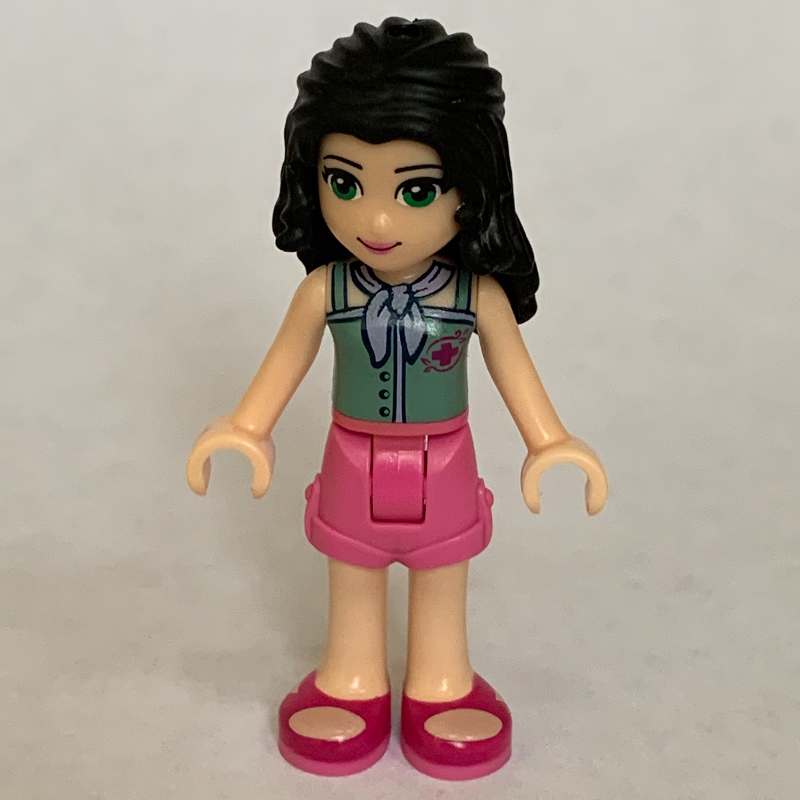 LEGO Emma - Sand Green Top, Dark Pink Shorts (fig-000492)