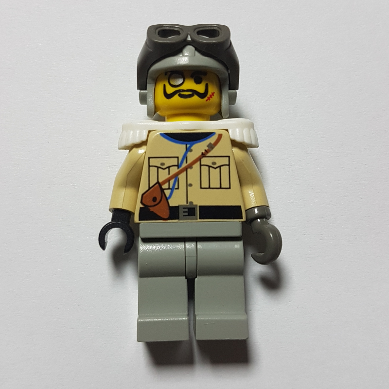 LEGO Baron Von Barron (Pilot) with Light Gray Hat (fig-000539)
