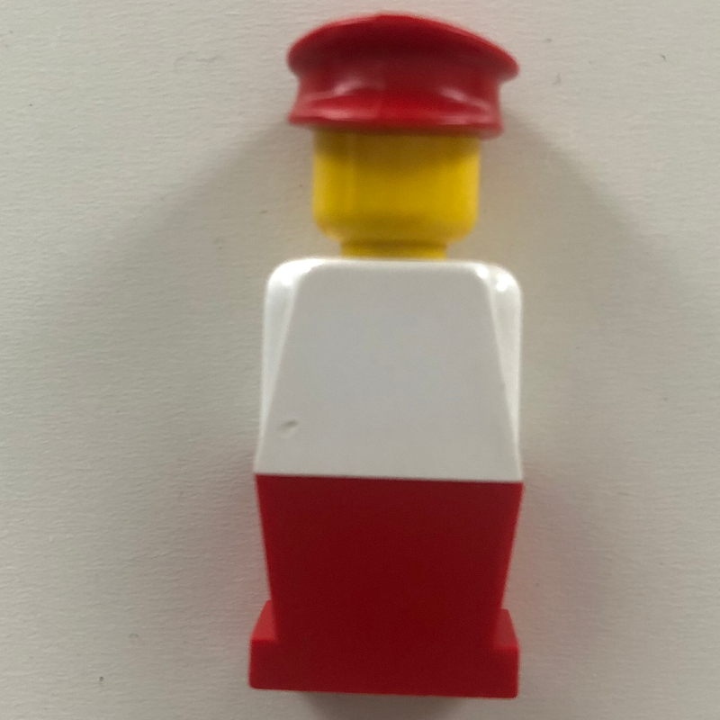 LEGO LEGOLAND White Torso, Red Legs, Red Hat (fig-000588)