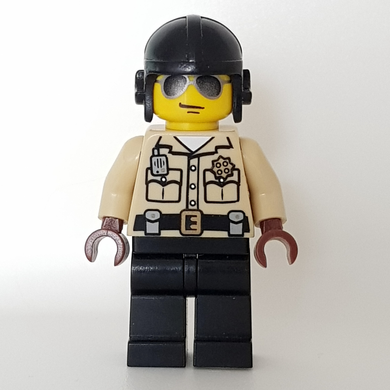 LEGO Traffic Cop (fig-001186)