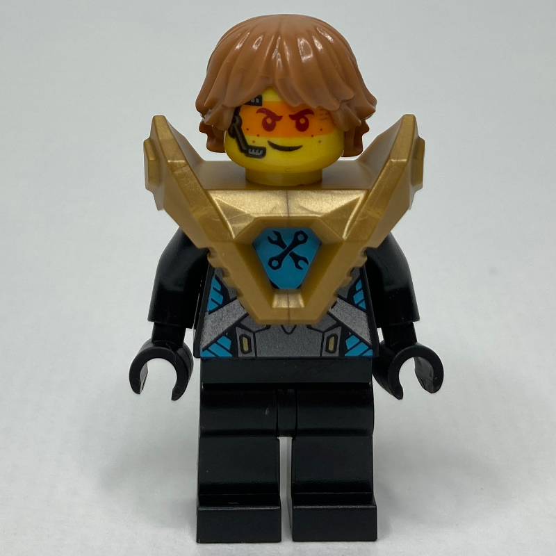 LEGO Robin Underwood with Hair and Shoulder Armor (fig-001760)