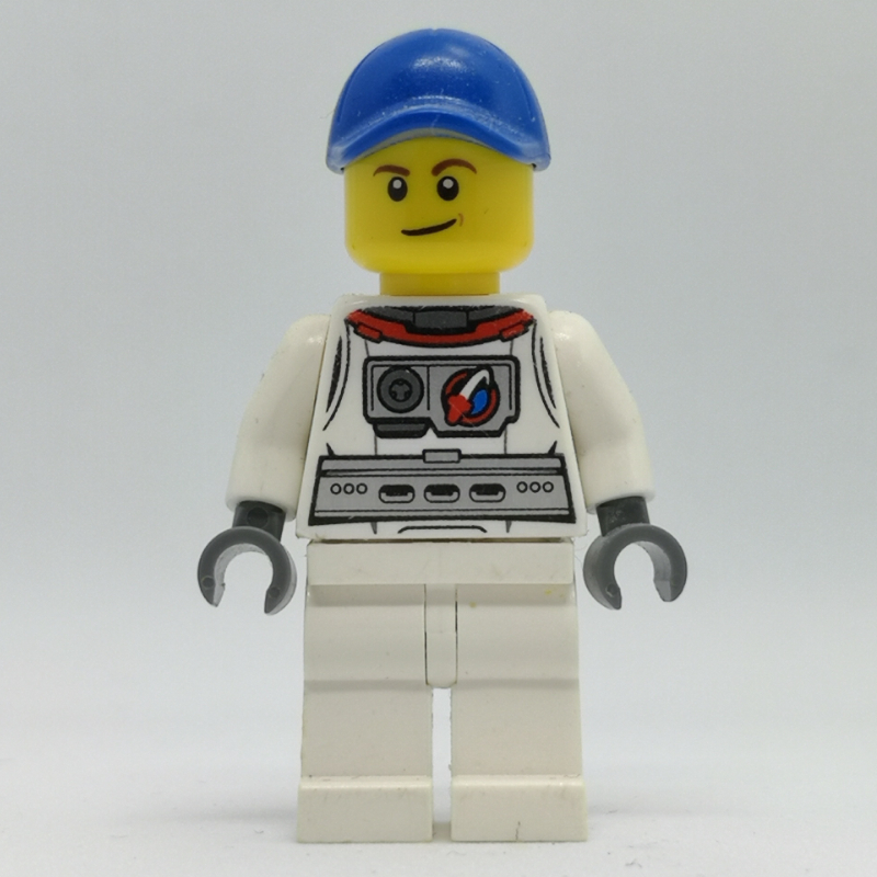 LEGO Astronaut with Blue Cap (fig-001871)