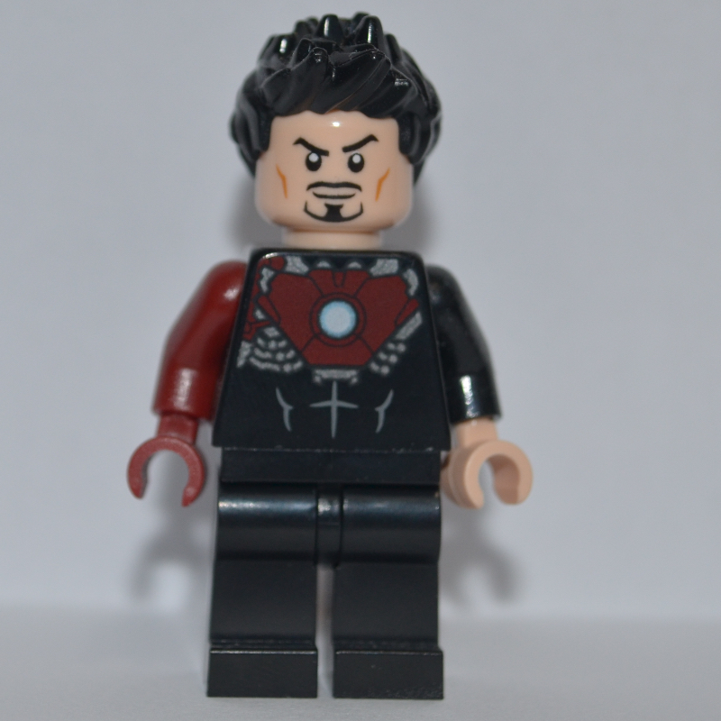 LEGO Tony Stark Transforming into Iron Man, Black Torso (fig-002012)