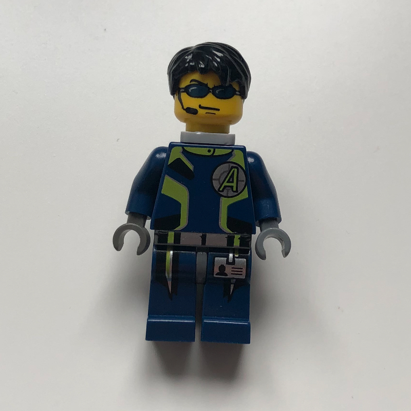 LEGO Agent Chase with Neck Bracket (fig-002298)