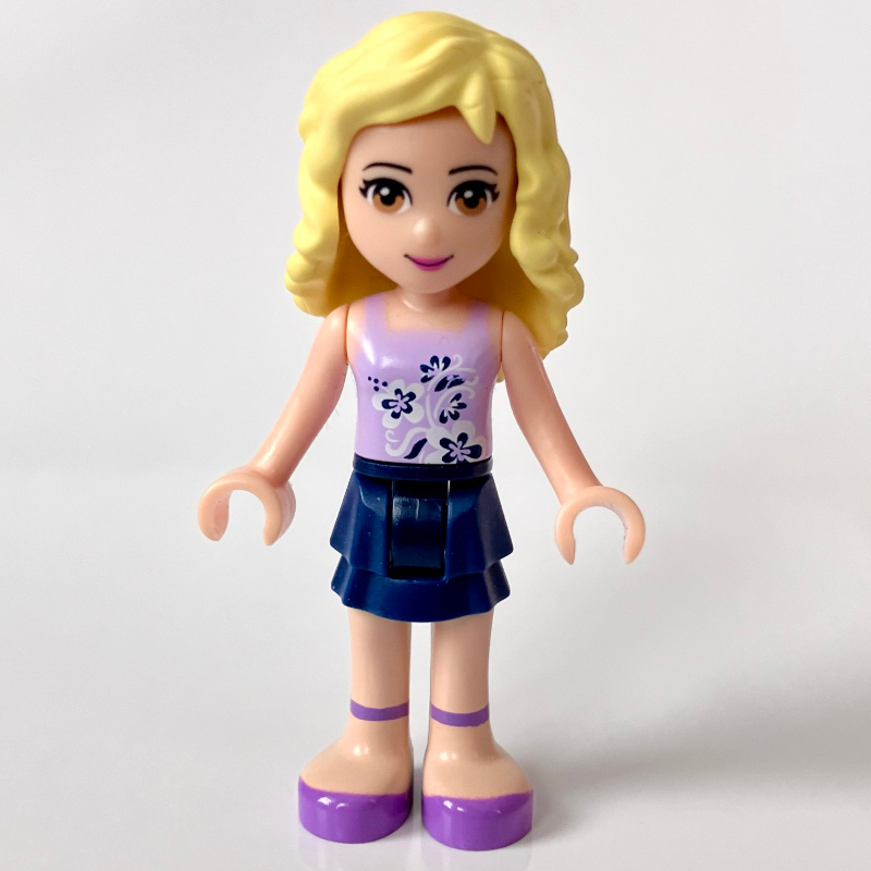 LEGO Danielle - Lavender Top, Dark Blue Skirt (fig-002346)