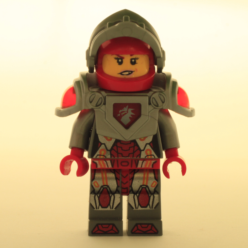 LEGO Macy Halbert with Rounded Shoulder Armor (fig-003187)