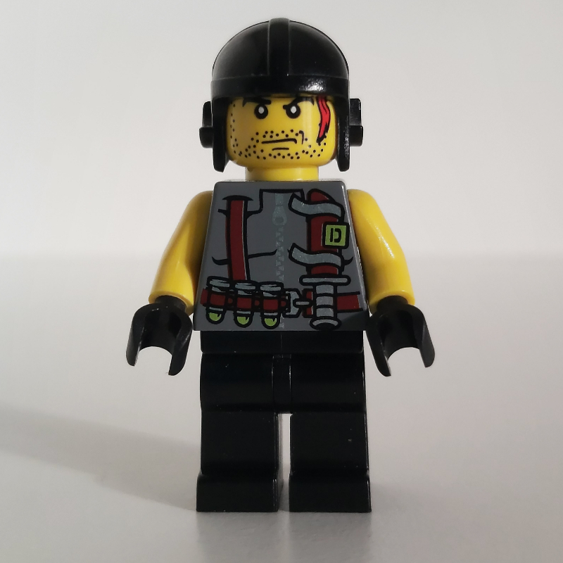 LEGO Digger with Knife on Vest (fig-003463)