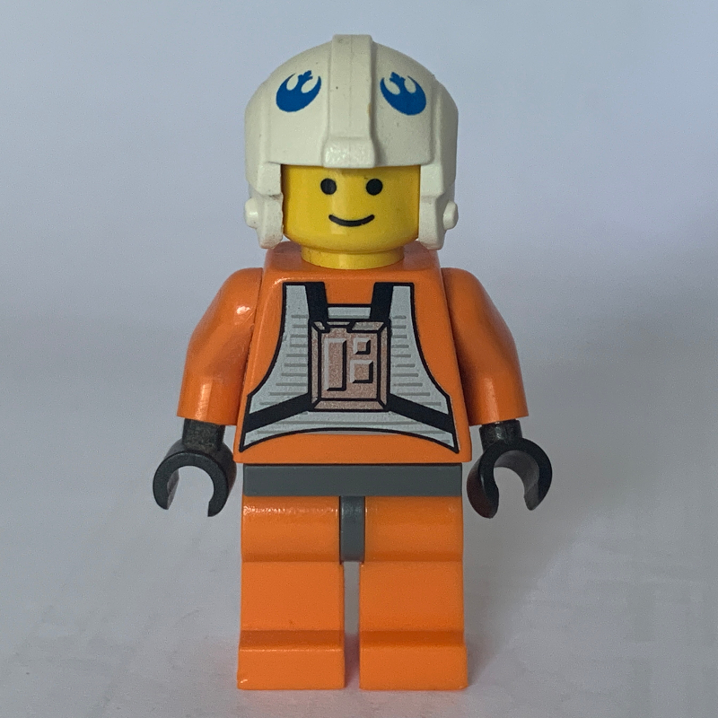 LEGO Dak Ralter, Yellow Skin, Dark Bluish Gray Hips (fig-003528)