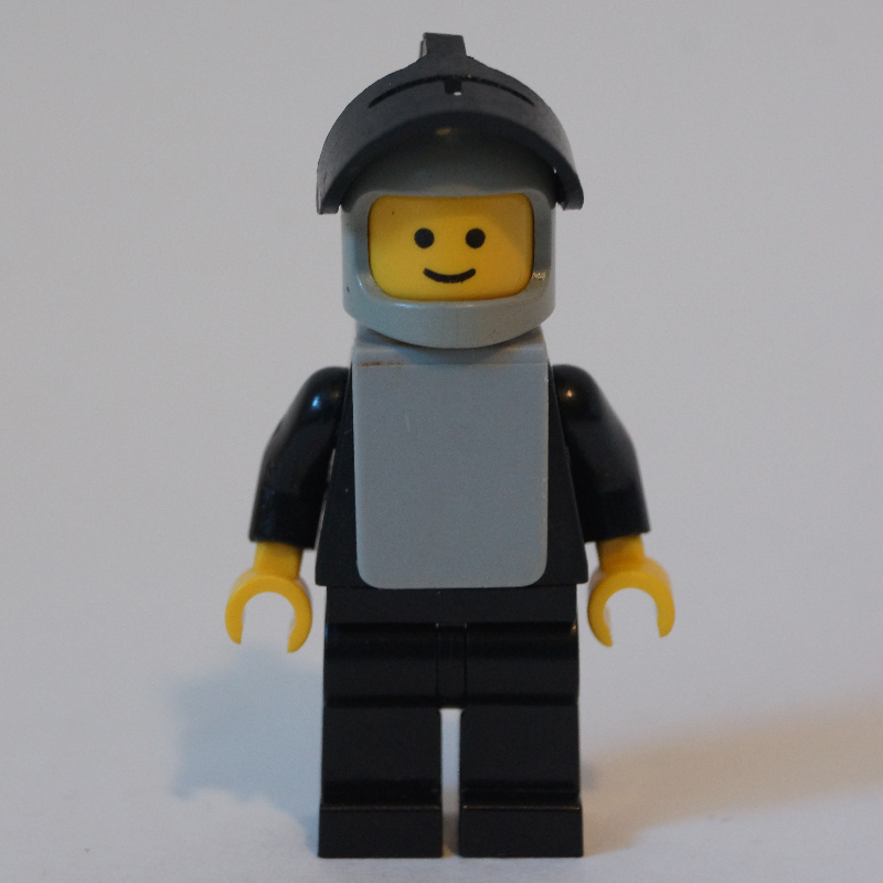 LEGO Knight (Yellow Castle) - Black with Visor (fig-004423)