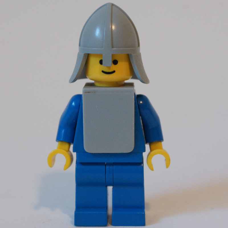 LEGO Knight (Yellow Castle) - Blue (fig-004424)