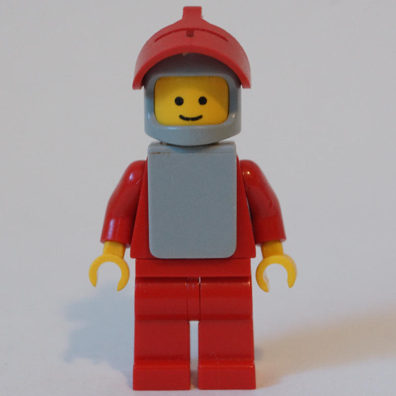 LEGO Knight (Yellow Castle) - Red with Visor (fig-004436)