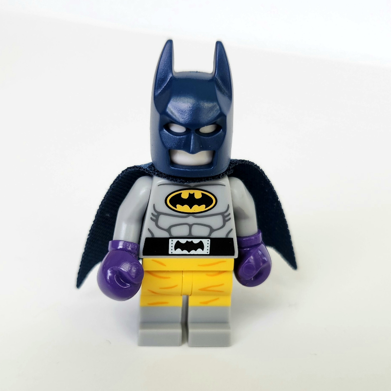 LEGO Batman, Light Bluish Gray Suit, Dark Blue Cape and Cowl, Boxing Outfit (fig-004666)
