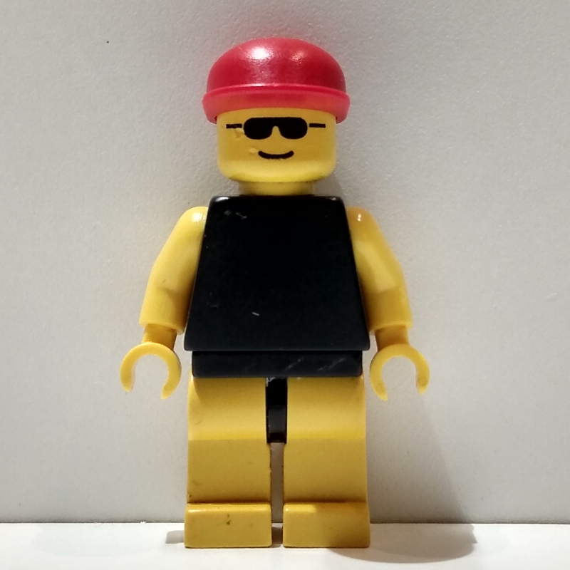 LEGO Man - Black Shirt, Yellow Legs, Red Cap (fig-004804)