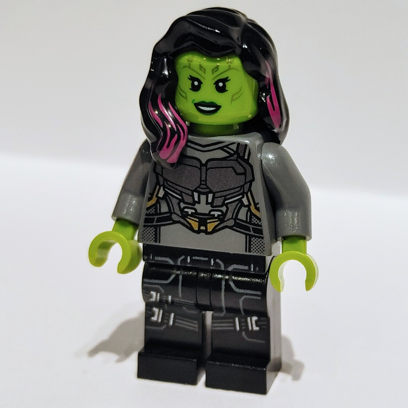 LEGO Gamora in Dark Bluish Gray and Silver Outfit (fig-005390)