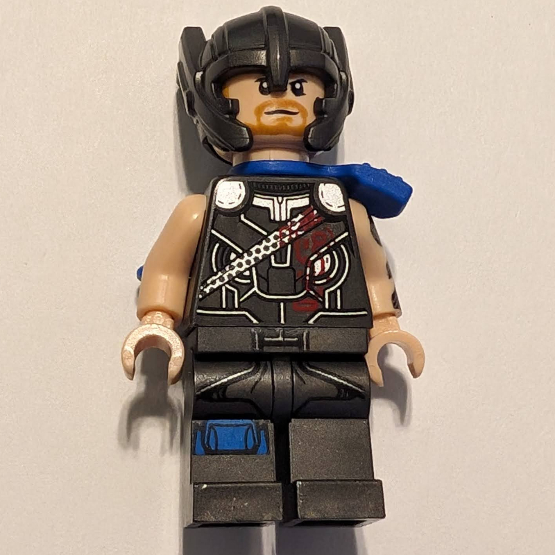 LEGO Thor with Blue Scabbard (fig-005394)