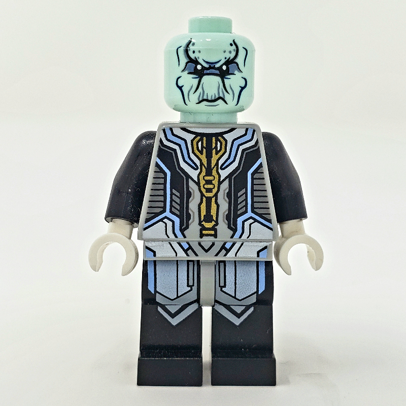 LEGO Ebony Maw, Light Aqua Head (fig-005455)
